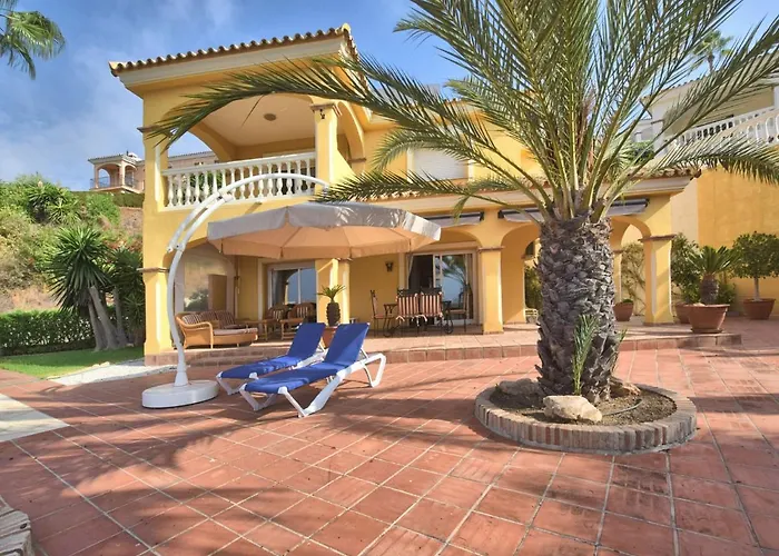 Belvilla By Oyo Casa Esmeralda