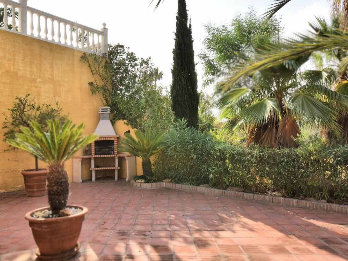 Villa Belvilla By Oyo Casa Esmeralda